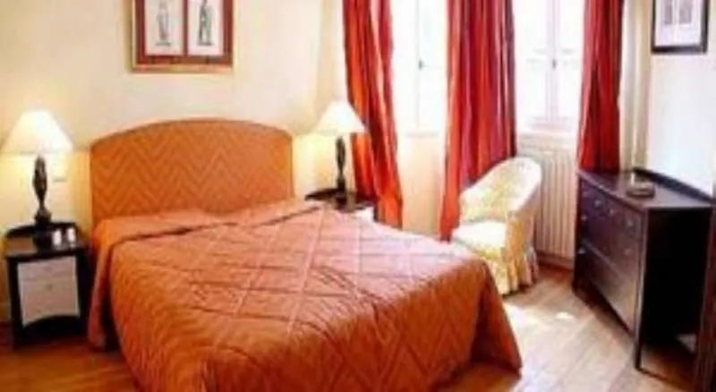 Unic Renoir Saint-germain 3* Parijs